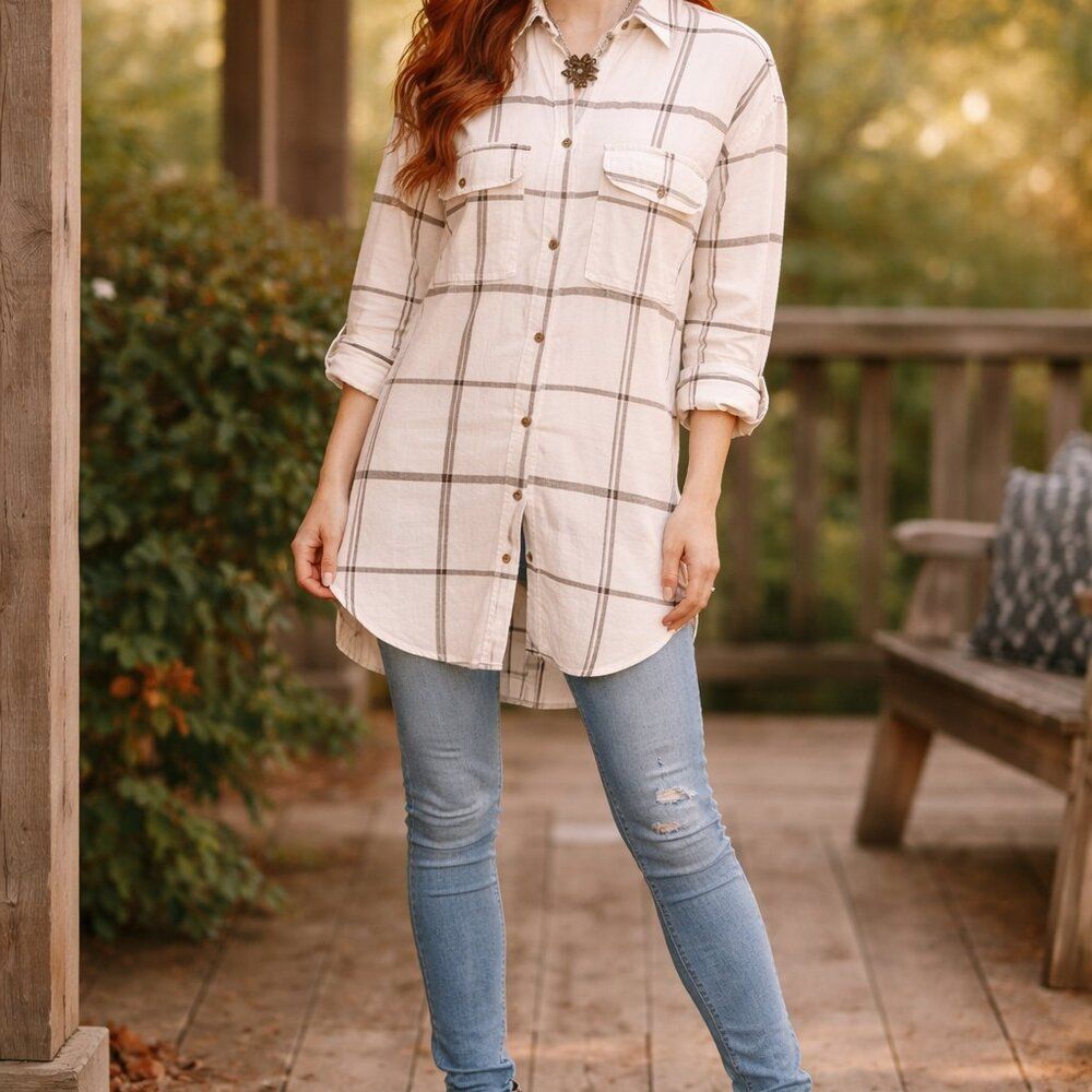 Universal Thread Ivory Brown Plaid Flannel Tunic Small
